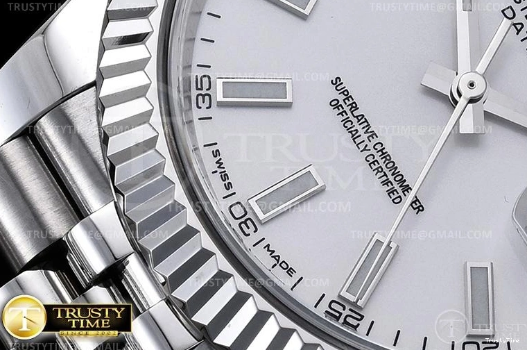 0214 Effortless R2DJ0252J – DJ2 41mm Jub 641